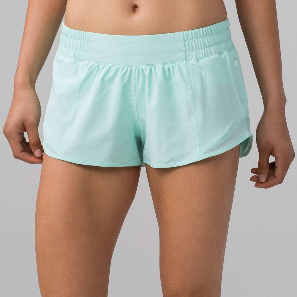 Lululemon ‘Hotty Hot Shorts’ (mint)